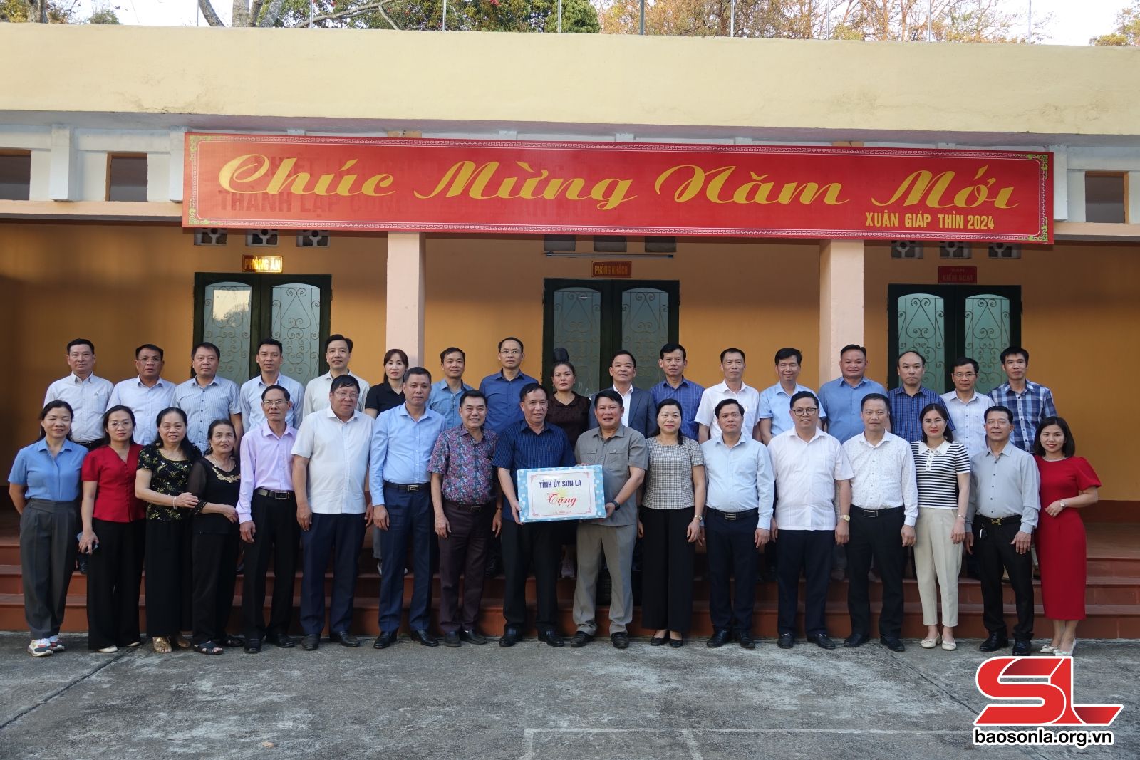 Đồng chí Phó Bí thư Thường trực Tỉnh ủy thăm, nắm tình hình một số doanh nghiệp trên địa bàn huyện Mai Sơn