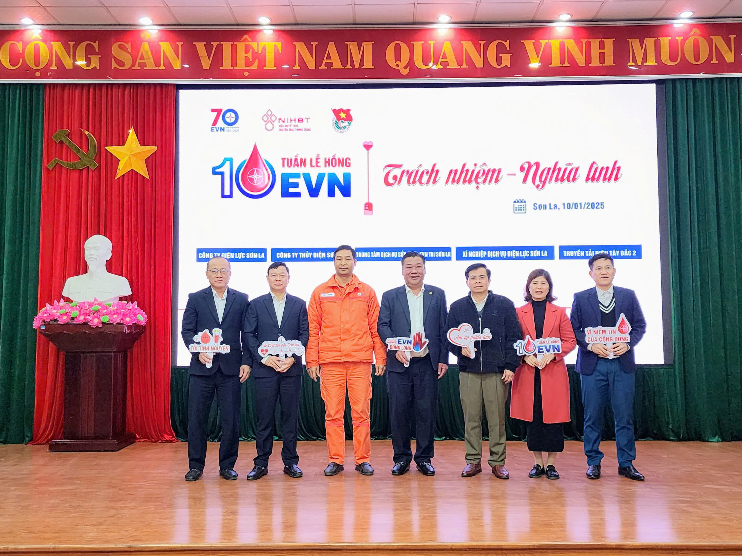 Lan tỏa văn hóa EVN trách nhiệm - nghĩa tình