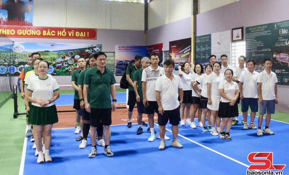 Khai trương sân thể thao và giao lưu pickleball