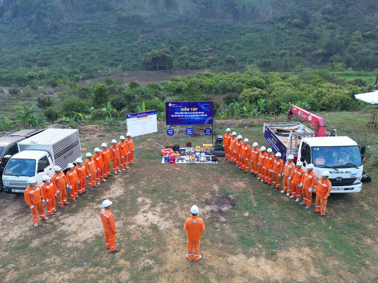 Công ty Điện lực Sơn La diễn tập phương án phòng chống thiên tai, ứng cứu khẩn cấp và xử lý sự cố năm 2025 