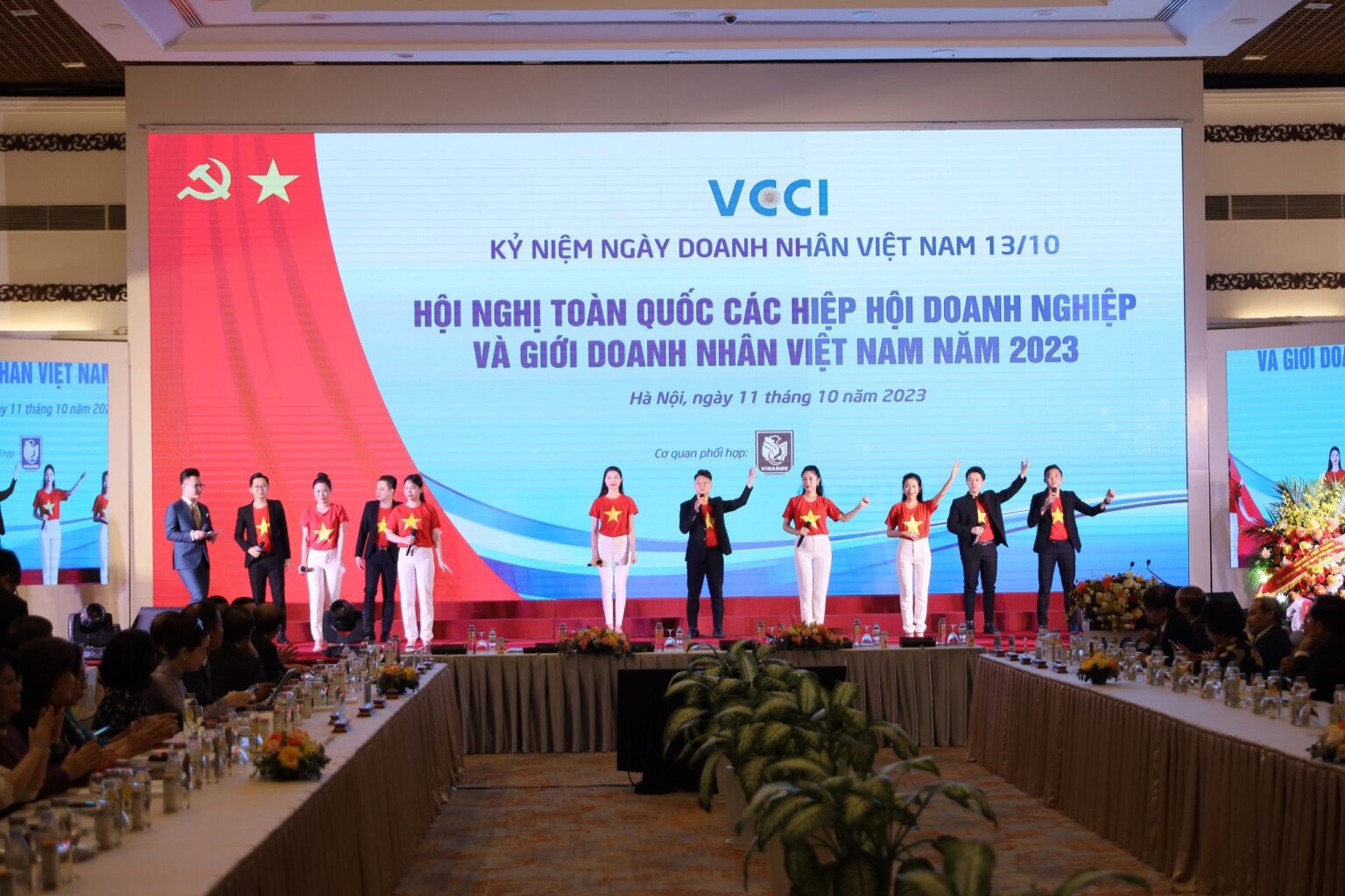 LIÊN HOAN CA KHÚC DOANH NHÂN DOANH NGHIỆP TOÀN QUỐC