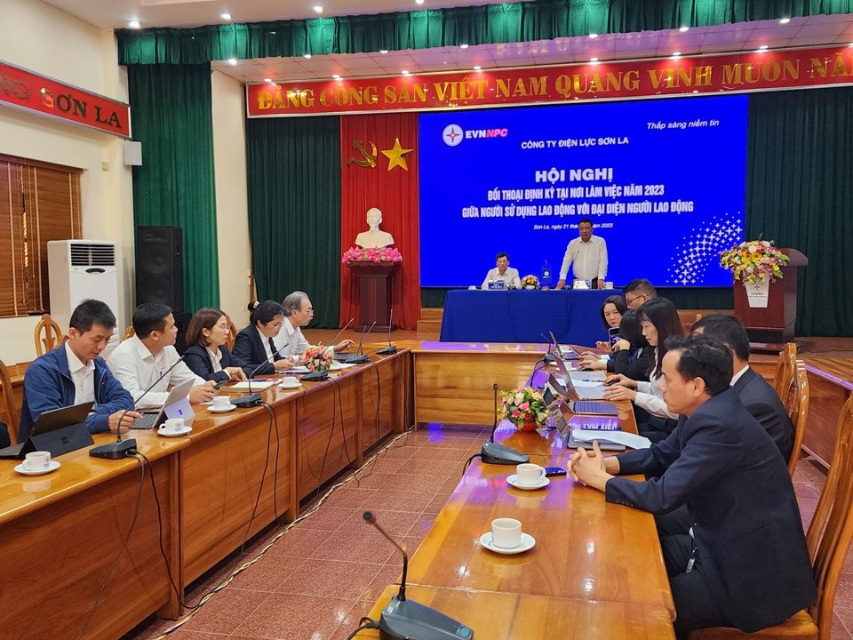 PC Sơn La:  Hội nghị đối thoại định kỳ tại nơi làm việc năm 2023  